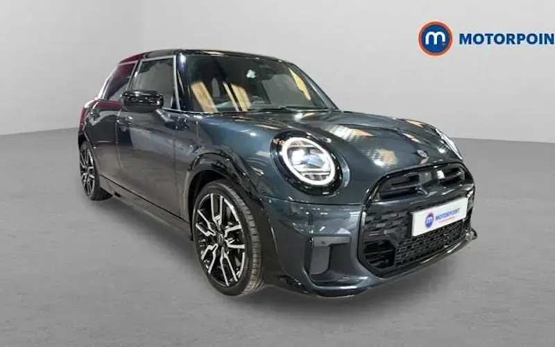 Używany Mini Cooper Sport 150 kW (204 KM) 2026 Hatchback