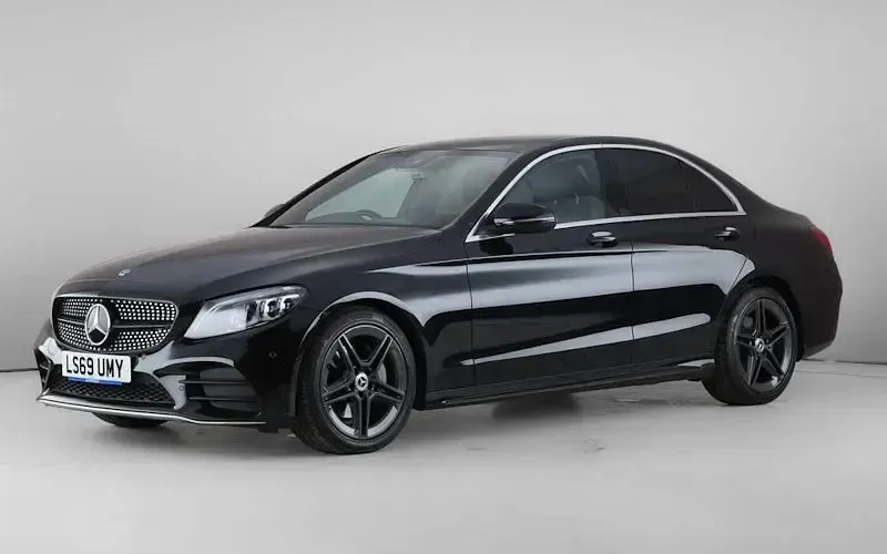 Used Mercedes C200 AMG Line Premium 184 HP (135 kW) 2019 Black Sedan