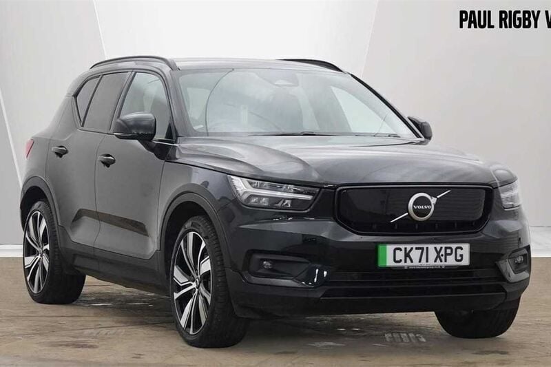 Black Used 2021 Volvo XC40 Plus SUV | £23,490 (Super price) - Image 1/4