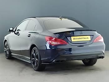 Used Mercedes CLA180 122 HP (89 kW) 2017 Blue Sedan