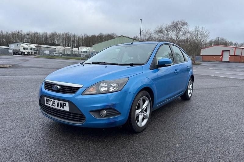 Blue Used 2009 Ford Focus Zetec Hatchback | £999 (Super price) - Image 1/1