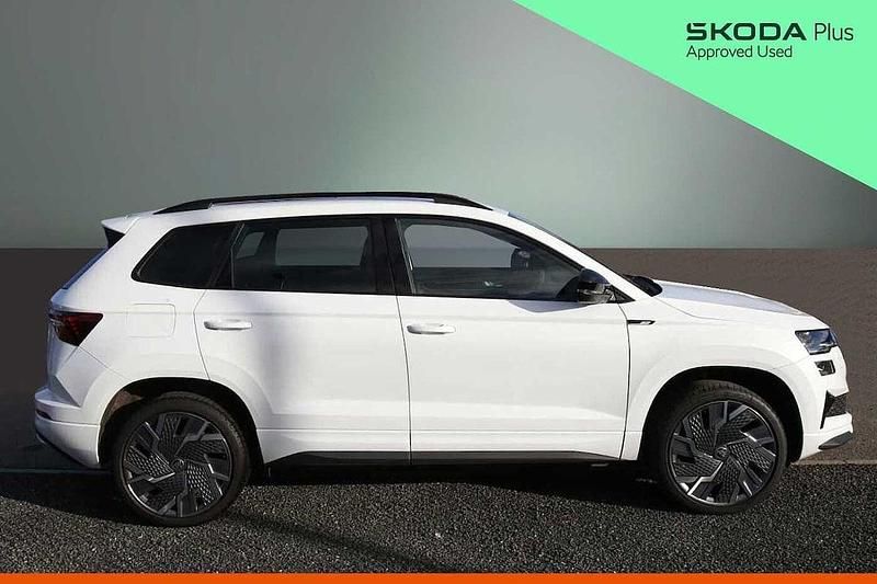 Used Skoda Karoq SportLine 110 HP (80 kW) 2024 Moon white metallic SUV