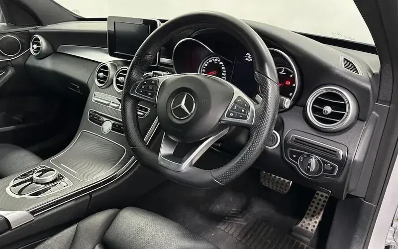 Used Mercedes C220 AMG line 170 HP (125 kW) 2018 Silver Sedan