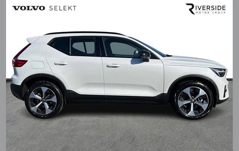 Used Volvo XC40 Plus 197 HP (144 kW) 2025 Crystal white SUV