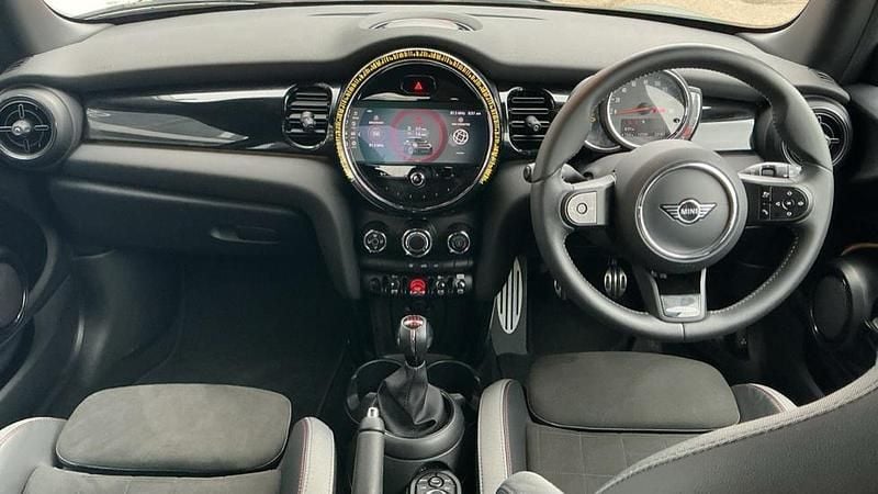 Used Mini Cooper Hatch 134 HP (98 kW) 2022 Grey Hatchback