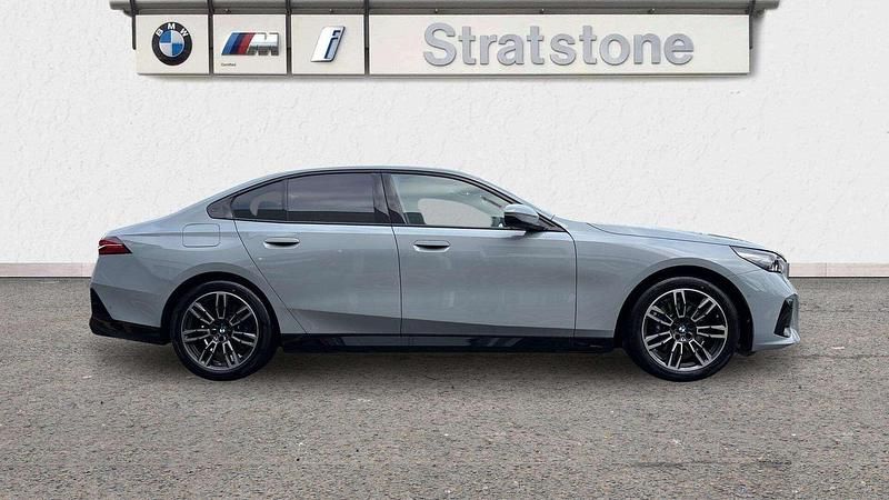 Used BMW 520 M Sport 205 HP (150 kW) 2025 Grey