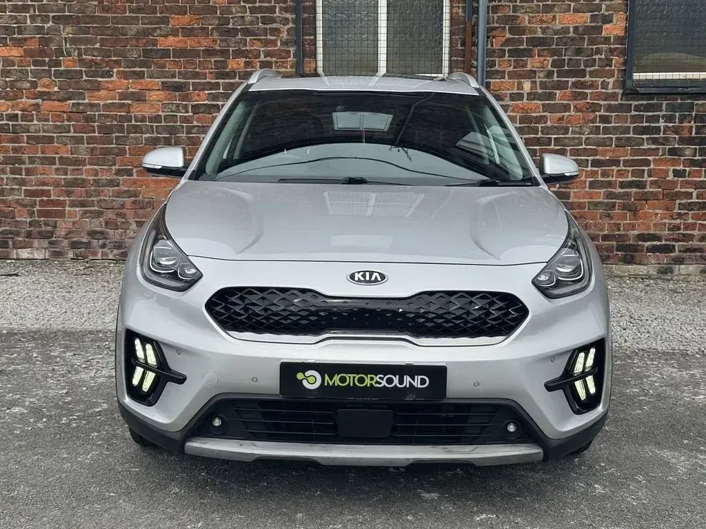 Used Kia Niro 141 HP (103 kW) 2020 Silver SUV