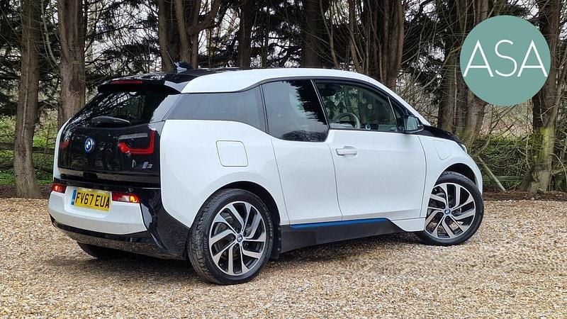 Used BMW i3 Advantage 170 HP (125 kW) 2017 White Hatchback