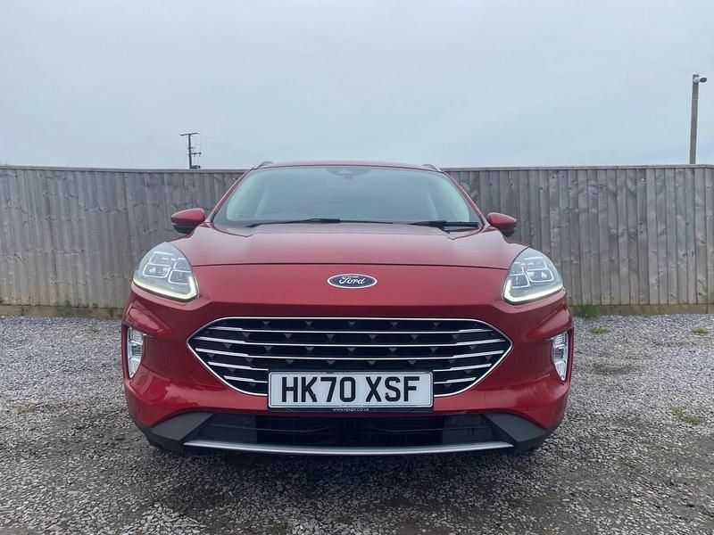 Used Ford Kuga Titanium 150 HP (110 kW) 2021 Red SUV