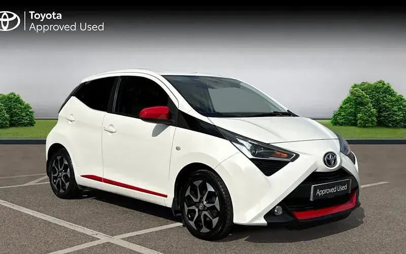 Begagnad Toyota Aygo Trend 72 HK (52 kW) 2019 Halvkombi