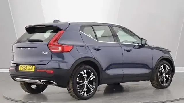 Used Volvo XC40 Inscription 190 HP (139 kW) 2020 Blue SUV