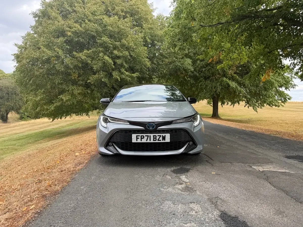 Used Toyota Corolla 122 HP (89 kW) 2021 Grey Hatchback