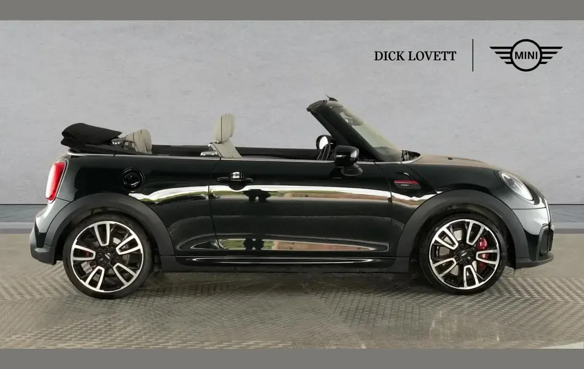 Used Mini John Cooper Works Cabriolet 228 HP (167 kW) 2023 Green Cabriolet