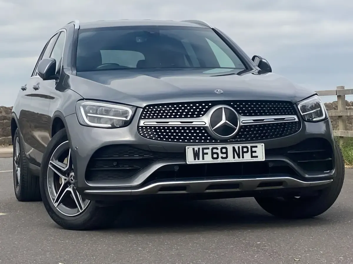 Usado Mercedes GLC220 AMG line 2019 Cinzento Carrinha