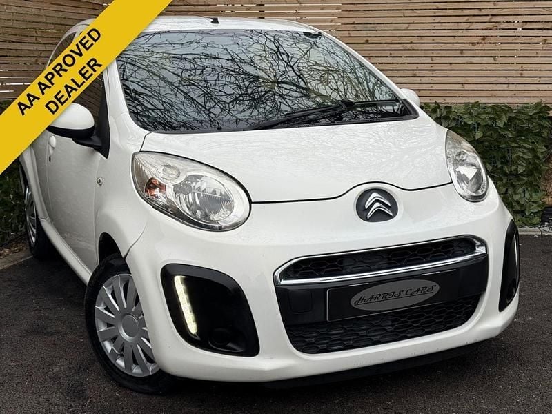 White Used 2013 Citroën C1 VTR Sport Hatchback | £3,000 (Fair price) - Image 1/4