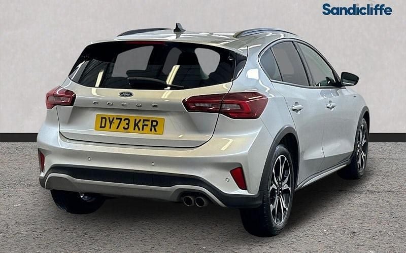 Used Ford Focus Active X 125 HP (91 kW) 2023 Silver Hatchback