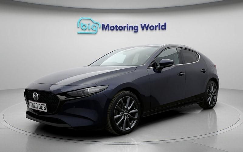 Begagnad Mazda 3 Inclusive 122 HK (89 kW) 2022 Blå Halvkombi