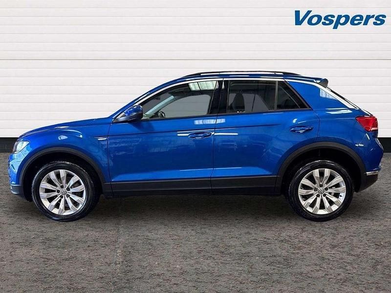 Usado VW T-Roc SE 150 HP (110 kW) 2019 Azul SUV