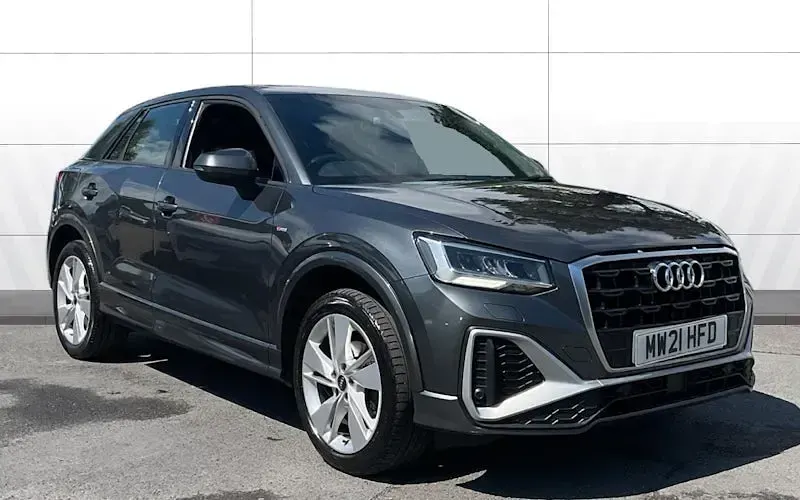 Used Audi Q2 S-Line 110 HP (80 kW) 2024 SUV