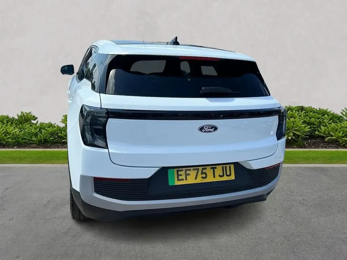 Used Ford Explorer Premium 210 kW (286 HP) 2026 White SUV