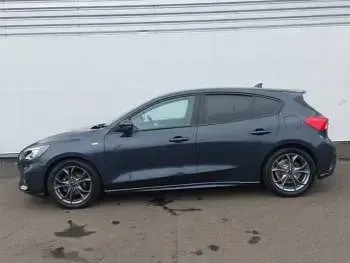 Used Ford Focus ST-Line 155 HP (114 kW) 2021 Blue Hatchback