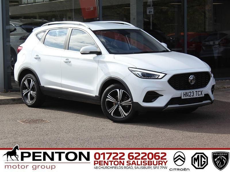 Usado MG ZS Excite 2023 Branco Sedan