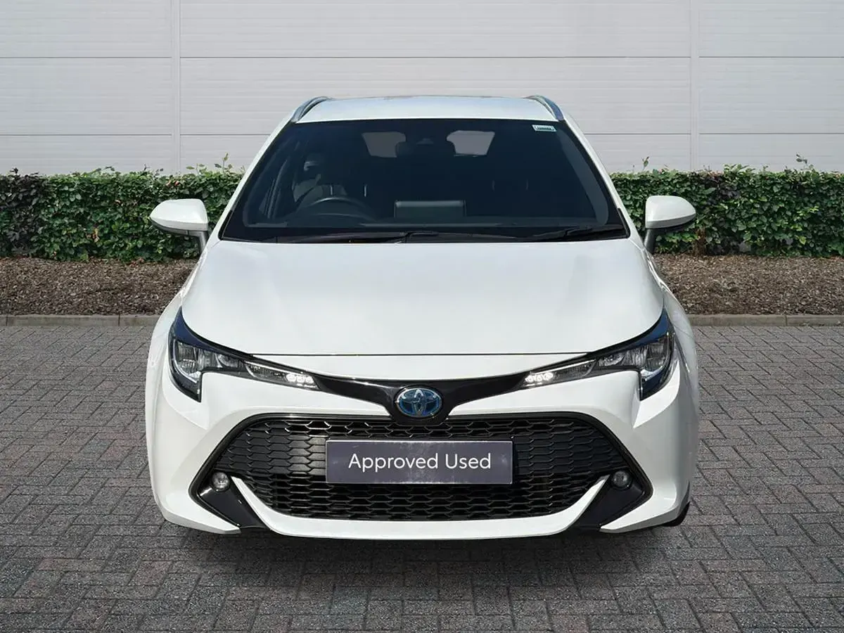 Usado Toyota Corolla 2023 Branco Carrinha