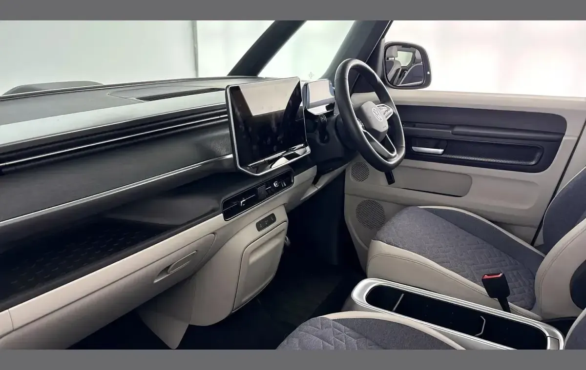 Used VW ID. Buzz Pro 210 kW (286 HP) 2025 Silver MPV