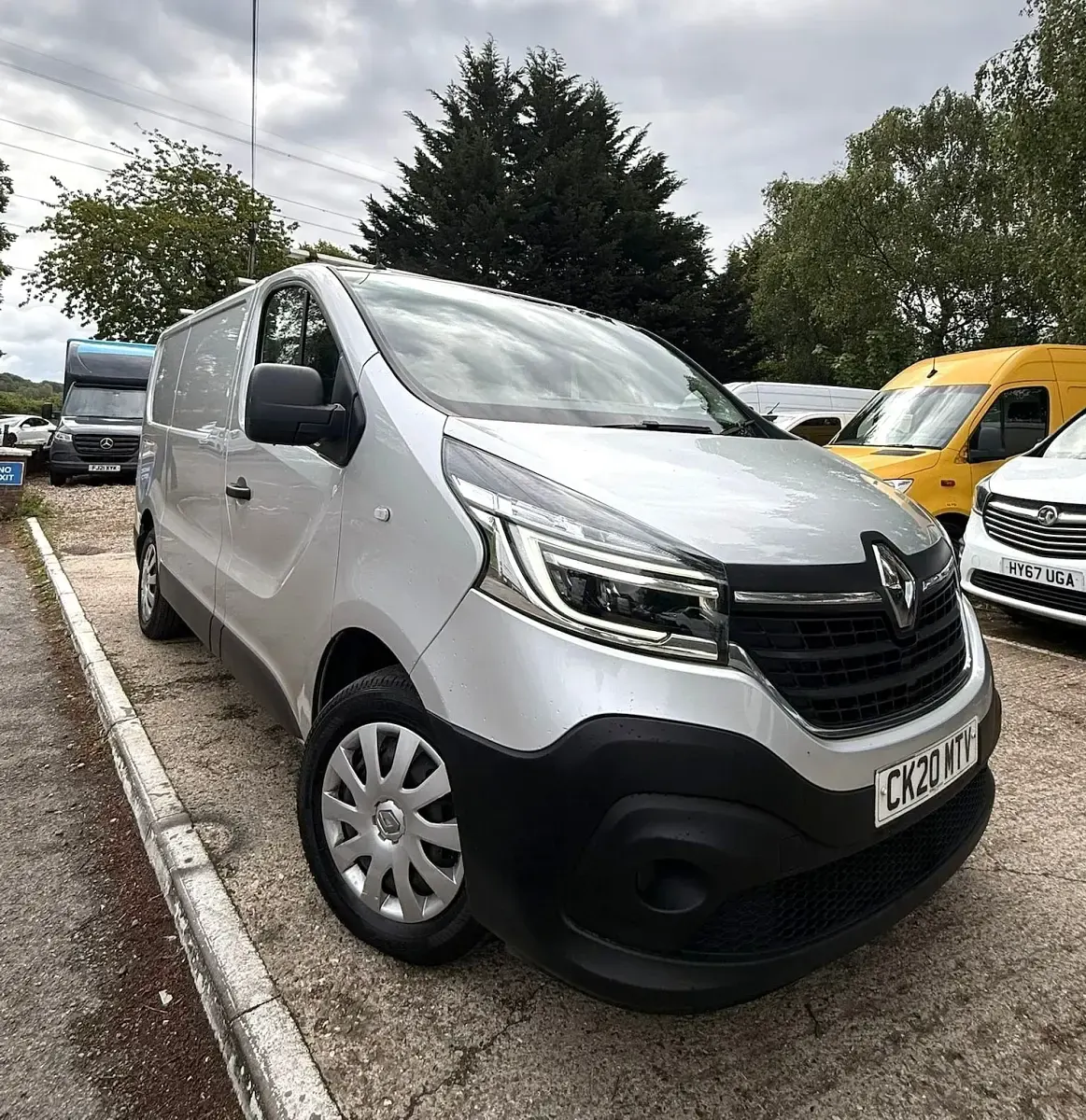 Used Renault Trafic Business 2020 Silver