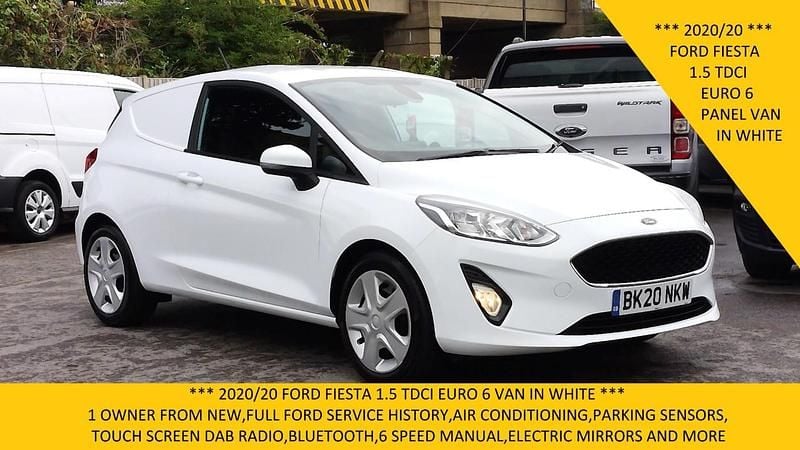 White Used 2020 Ford Fiesta Hatchback | £7,995 (Fair price) - Image 1/4