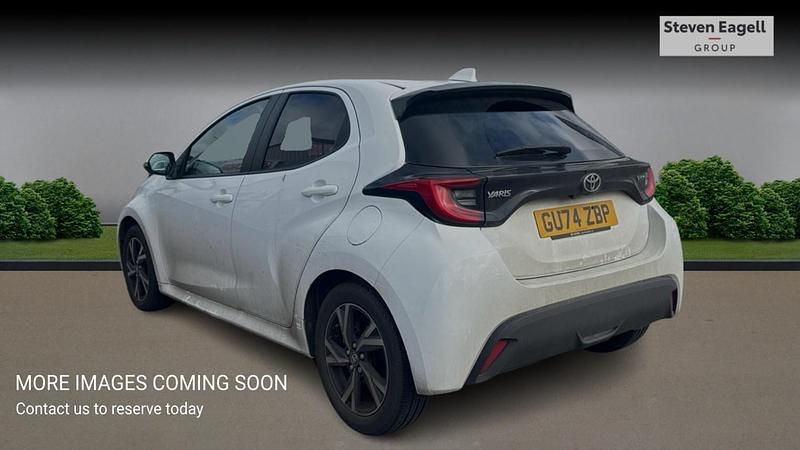 Used Toyota Yaris Hybrid Design 2024 White Hatchback