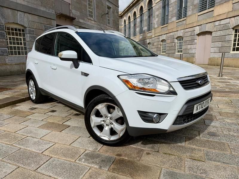 Used Ford Kuga Zetec 2010 White SUV