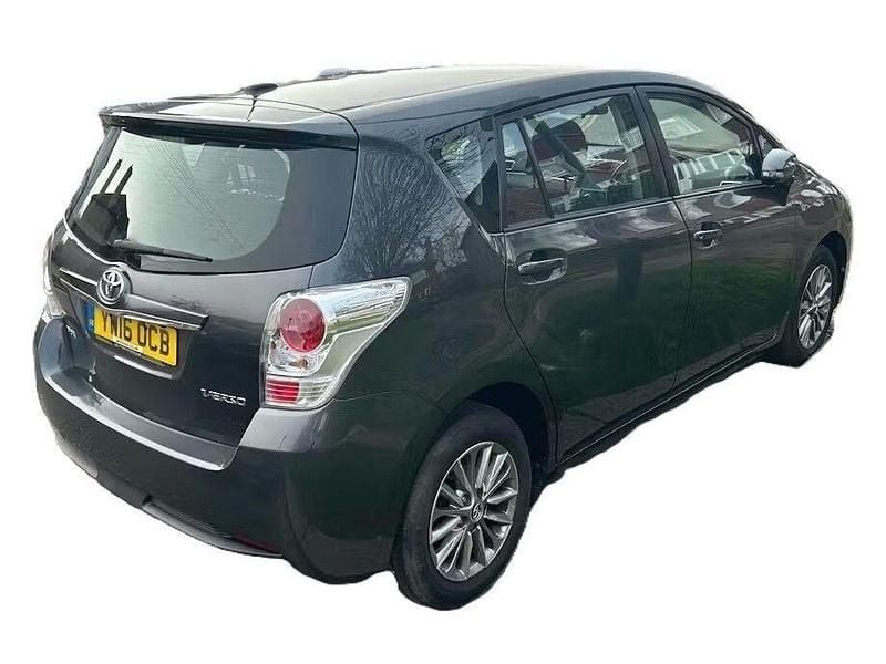 Used Toyota Verso Multidrive S 147 HP (108 kW) 2016 Grey MPV