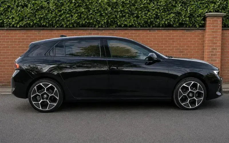 New Vauxhall Astra Ultimate 131 HP (96 kW) 2026 Hatchback