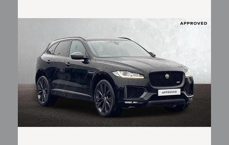 Used Jaguar F-Pace 300 HP (220 kW) 2019 Black SUV