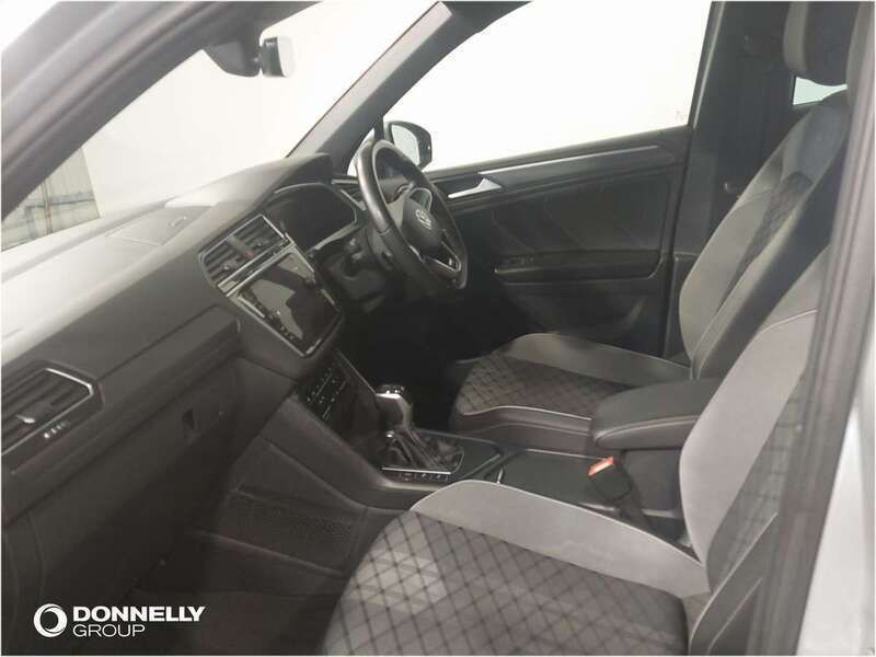 Image 2/4