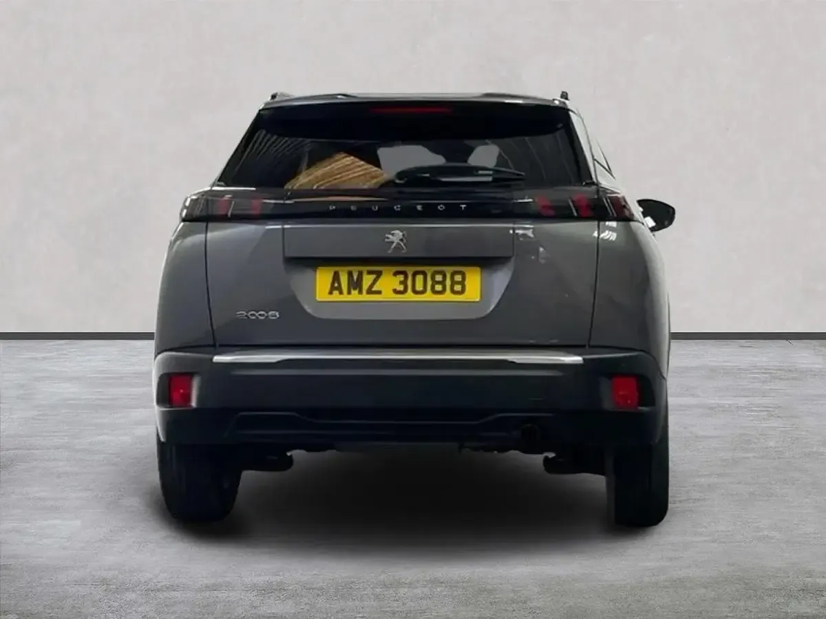 Used Peugeot 2008 Active+ 100 HP (73 kW) 2023 Grey SUV