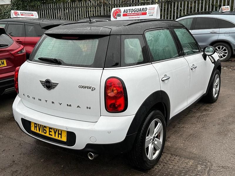 Used Mini Cooper D 2016 White Hatchback