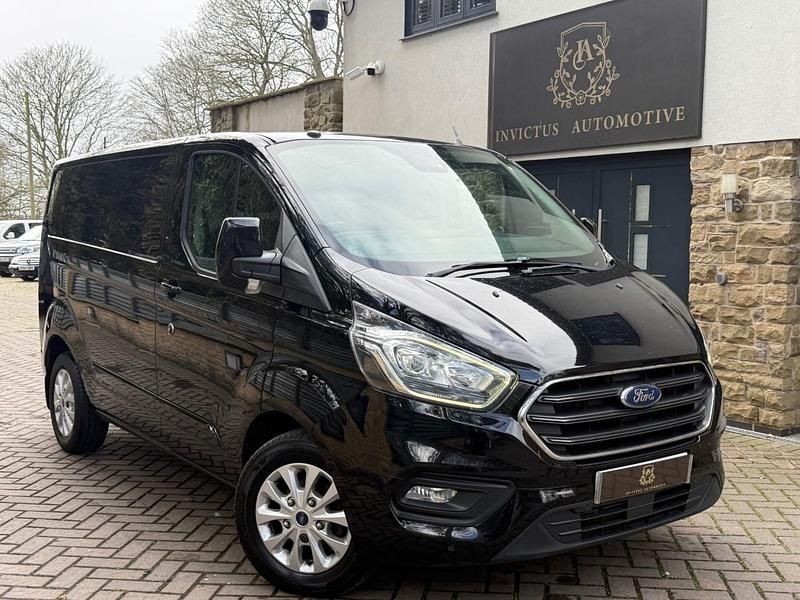 Used Ford Transit Custom Limited 130 HP (95 kW) 2019 Black Van