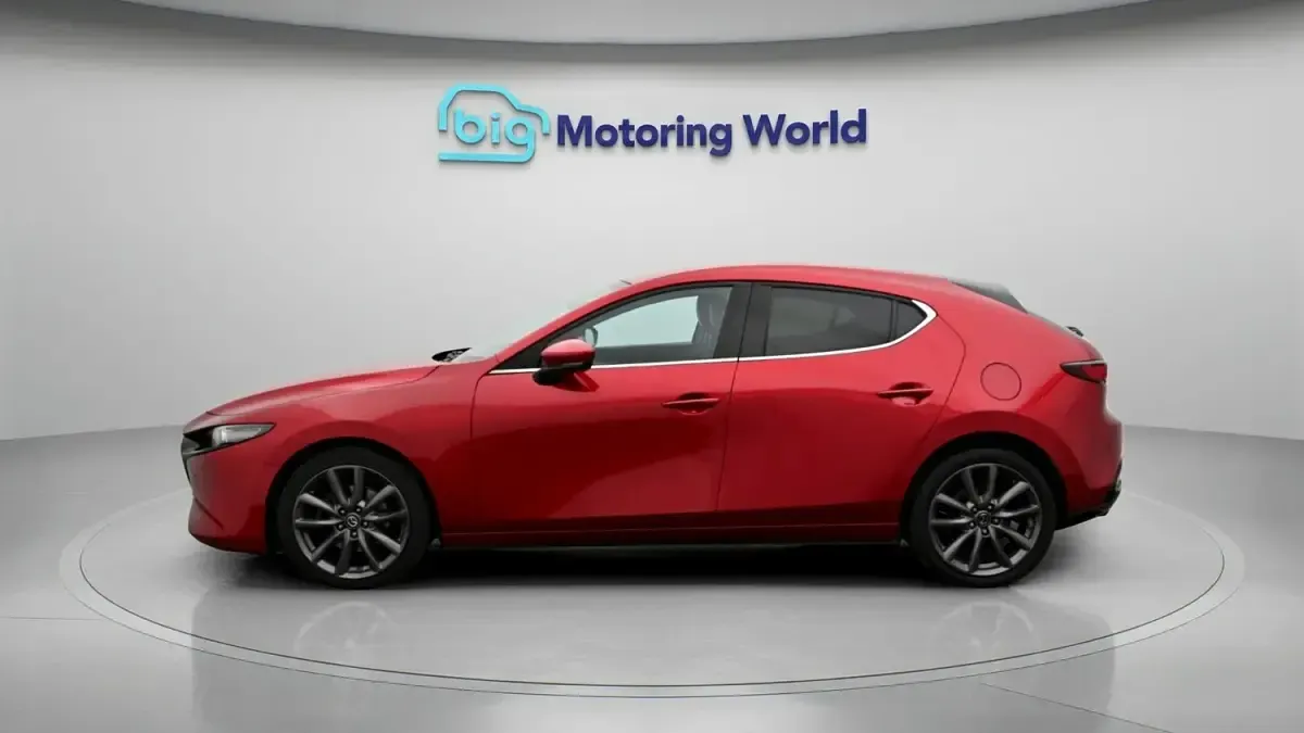 Used Mazda 3 Inclusive 122 HP (89 kW) 2020 Red Hatchback