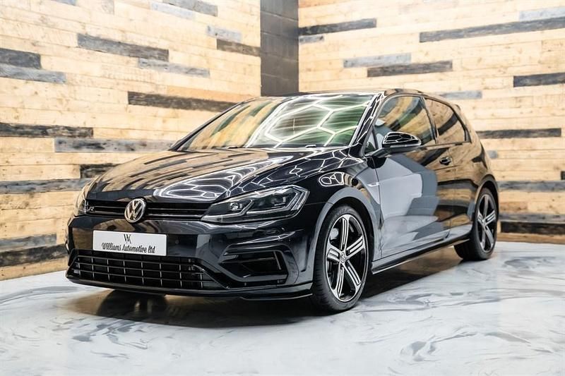 Used VW Golf VII R 310 HP (228 kW) 2017 Black Hatchback