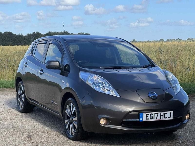 Bronze Used 2017 Nissan Leaf Tekna Hatchback | £3,495 (Fair price) - Image 1/4