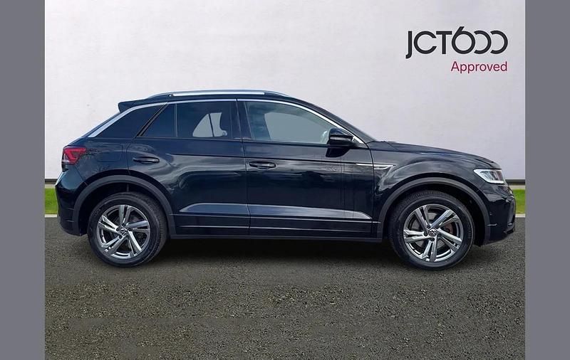 Used VW T-Roc R-line 187 HP (137 kW) 2023 Black SUV
