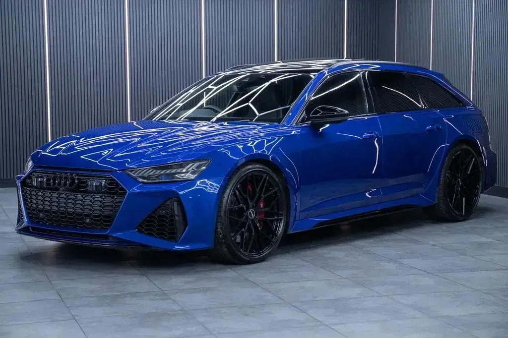 Usado Audi RS6 Comfort 600 HP (441 kW) 2022 Azul Carrinha