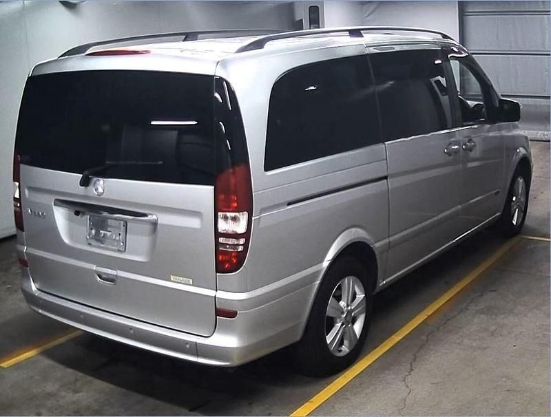 Used Mercedes Viano 258 HP (189 kW) 2011 Silver MPV