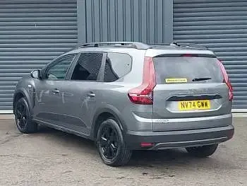 Used Dacia Jogger Extreme 140 HP (102 kW) 2024 Grey MPV