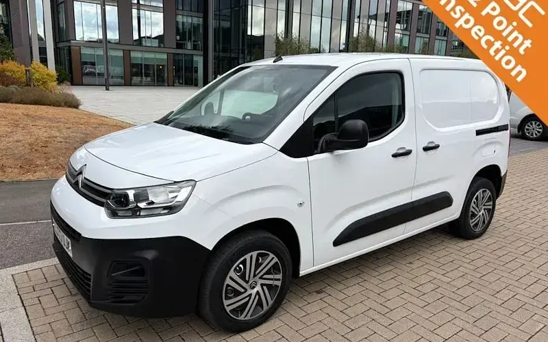 Used Citroën Berlingo 102 HP (75 kW) 2023 MPV