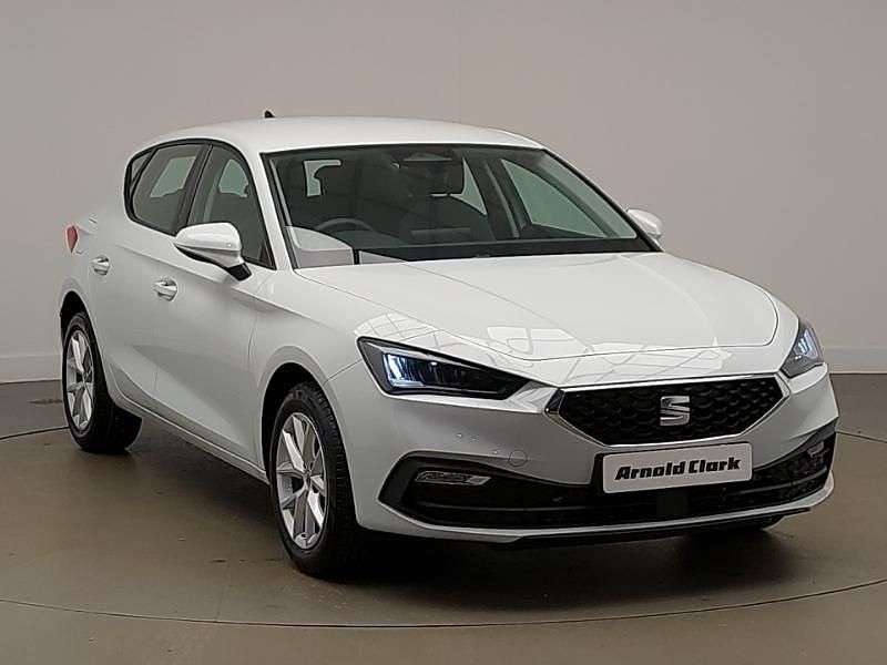 New Seat Leon SE 115 HP (84 kW) 2025 White Hatchback