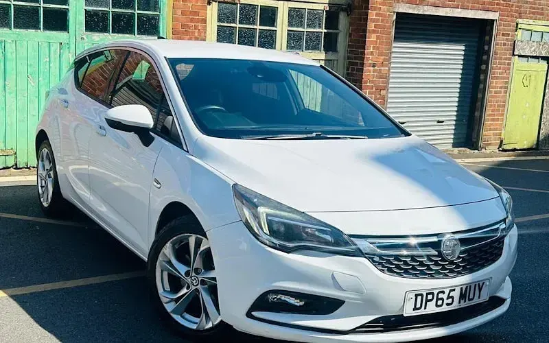 Używany Vauxhall Astra SRi 136 KM (100 kW) 2019 Hatchback