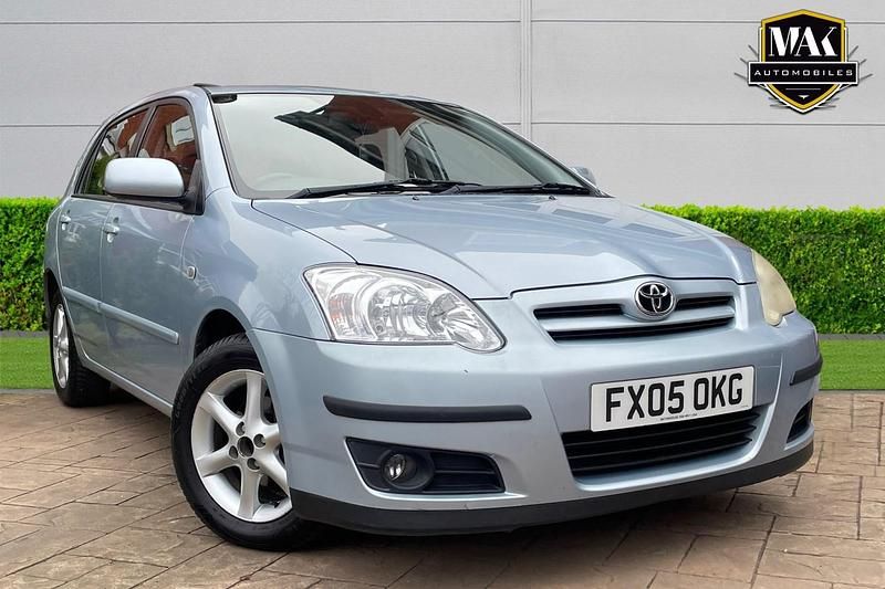 Used Toyota Corolla 2005 Blue Hatchback